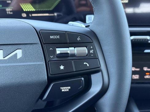 New 2026 Kia Sportage EX image 25