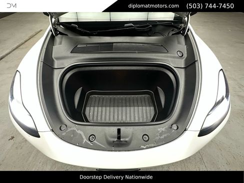 Used 2020 Tesla Model Y Performance image 37