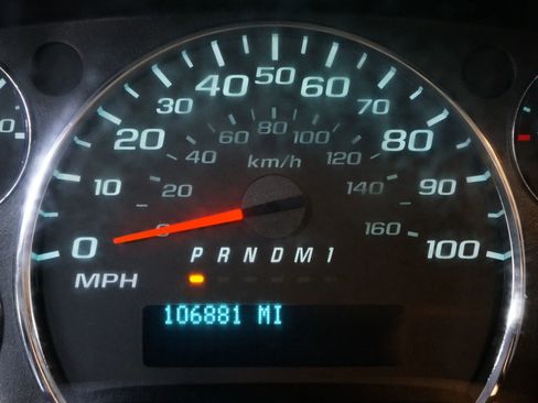 Used 2018 Chevrolet Express 3500 image 10