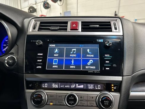 Used 2016 Subaru Outback 2.5i Limited AWD/4WD image 20