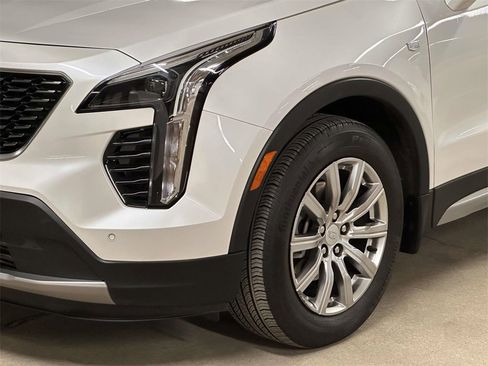 Used 2023 Cadillac XT4 Premium Luxury image 10