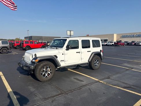 Used 2023 Jeep Wrangler Unlimited Sport w/ Sun And Sound Package AWD/4WD image 3