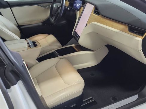 Used 2020 Tesla Model S AWD image 6