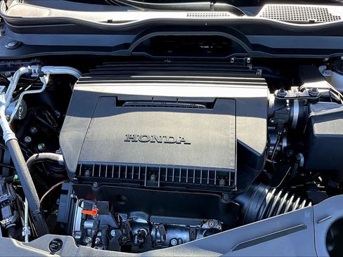 New 2025 Honda Pilot TrailSport image 17