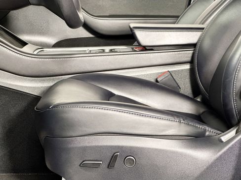 Used 2023 Tesla Model Y Long Range image 20