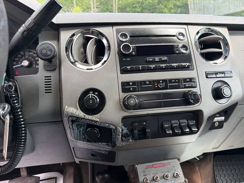 Used 2013 Ford F350 XLT w/ XLT Interior Pkg AWD/4WD image 20