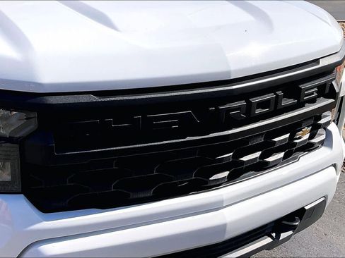 Certified 2023 Chevrolet Silverado 1500 Custom image 29