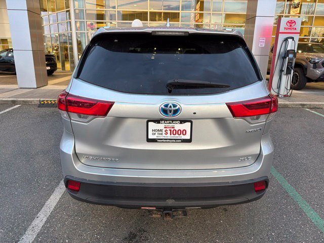 Used 2019 Toyota Highlander XLE AWD/4WD image 5