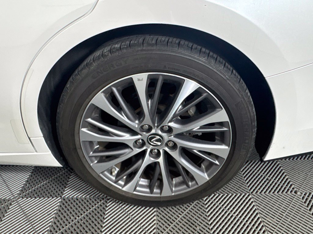 Used 2020 Lexus ES 350 w/ Premium Package FWD image 26