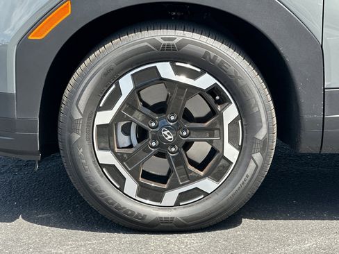 Certified 2025 Hyundai Santa Fe SEL image 43