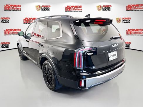 Used 2023 Kia Telluride EX X-Line AWD/4WD image 2