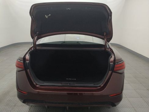 Used 2025 Nissan Sentra SV FWD image 29