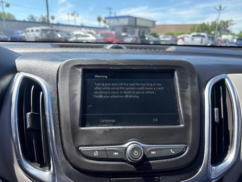 Used 2019 Chevrolet Equinox LS image 10