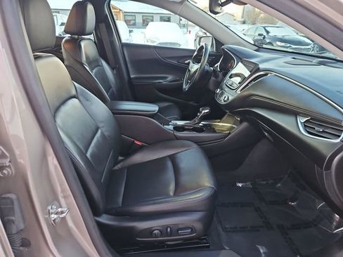 Used 2024 Chevrolet Malibu LT image 22