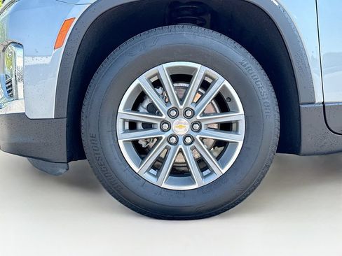 Used 2023 Chevrolet Traverse LT AWD/4WD image 36