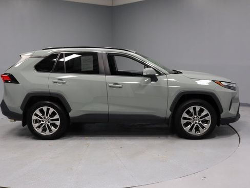 Used 2022 Toyota RAV4 XLE Premium AWD/4WD image 11