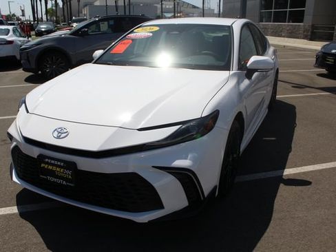 Certified 2026 Toyota Camry SE FWD image 5