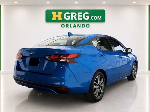 Used 2021 Nissan Versa SV FWD image 8