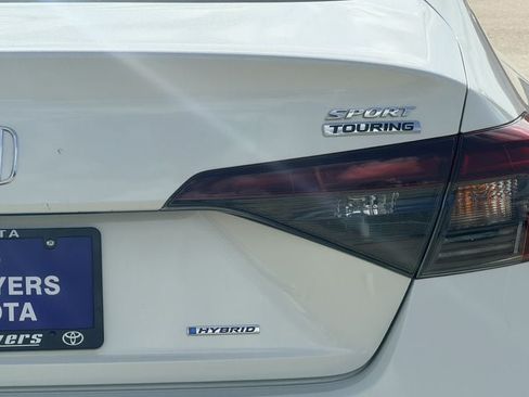 Used 2025 Honda Civic Sport image 10