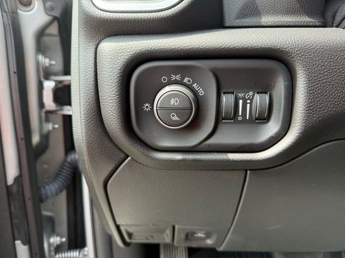 Used 2023 RAM 2500 Laramie AWD/4WD image 15