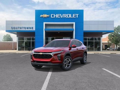 New 2026 Chevrolet Trax LT w/ LT Convenience Package image 8