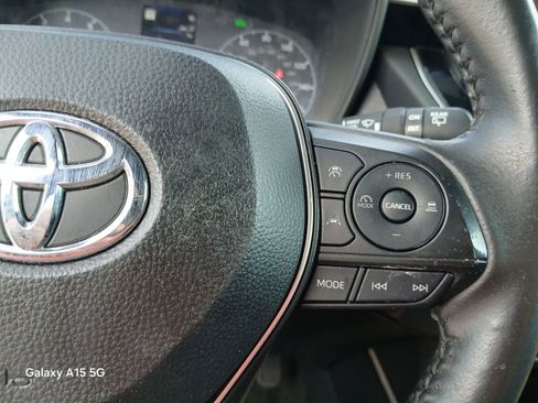 Used 2024 Toyota Corolla Cross AWD Hybrid image 31