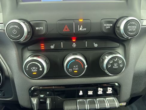 Used 2023 RAM 1500 Big Horn image 17