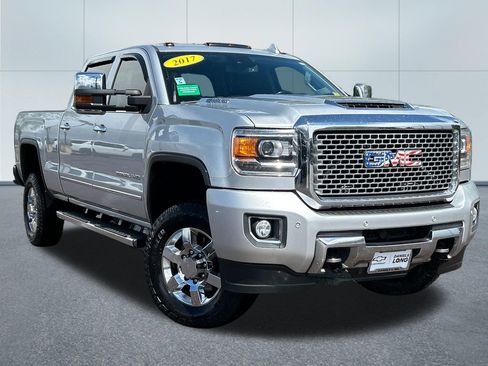 Used 2017 GMC Sierra 3500 Denali w/ Duramax Plus Package AWD/4WD image 35