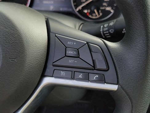 Used 2025 Nissan Altima 2.5 SV FWD image 25