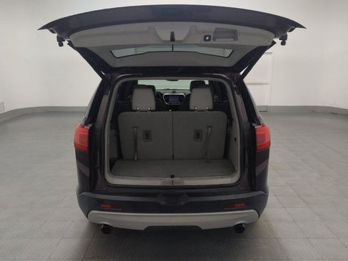 Used 2018 GMC Acadia SLT FWD image 29