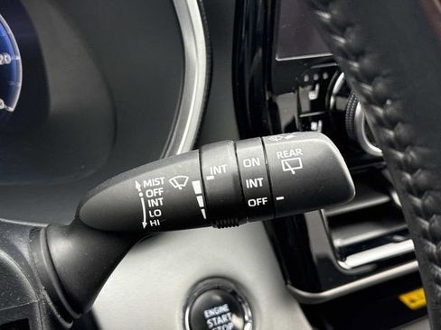 Used 2023 Toyota Highlander Limited image 26