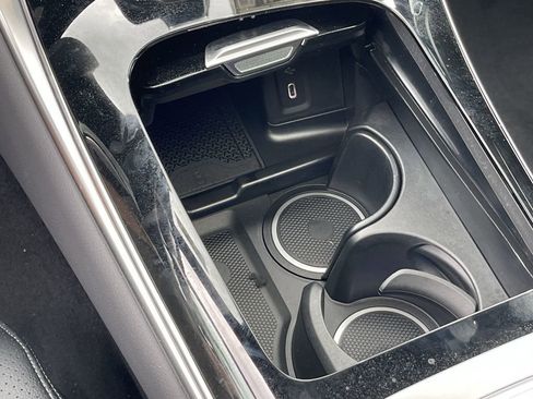 New 2025 Mercedes-Benz GLC 300 4MATIC image 24