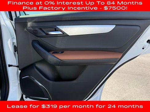 New 2025 VinFast VF 8 Plus image 14