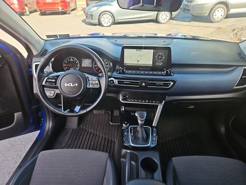 Used 2022 Kia Seltos Nightfall Edition image 21