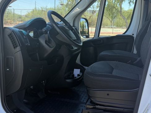 Used 2021 RAM ProMaster 2500 FWD image 10