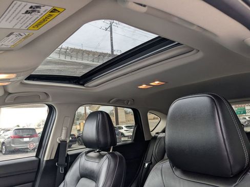 Used 2025 MAZDA CX-5 AWD 2.5 S w/ Preferred Package image 16