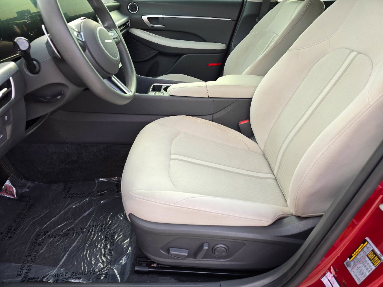 Used 2025 Hyundai Sonata SEL FWD image 10