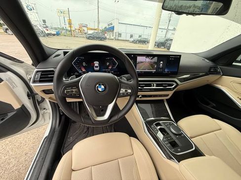 Used 2023 BMW 330i xDrive Sedan w/ Premium Package AWD/4WD image 9