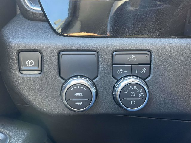 Certified 2022 GMC Sierra 1500 Elevation w/ LPO, Elevation Black Package RWD image 23