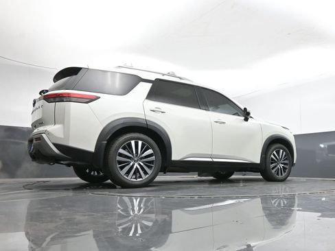 Used 2022 Nissan Pathfinder Platinum w/ Cargo Package image 44