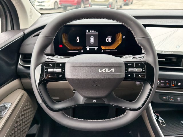 New 2027 Kia Carnival FWD image 10