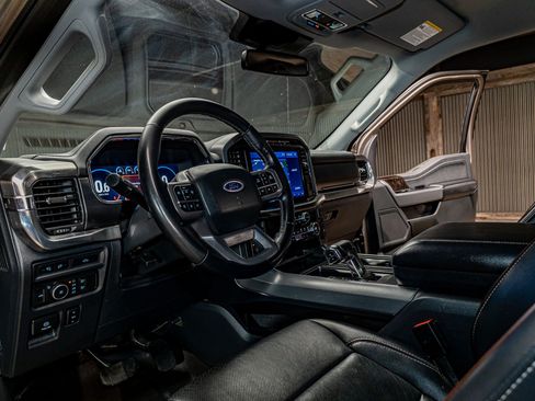 Used 2021 Ford F150 Lariat AWD/4WD image 17