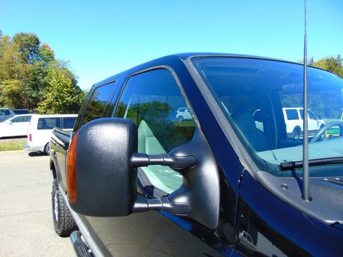 Used 2003 Ford F250 Lariat image 68