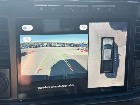 Used 2023 Ford F250 Lariat w/ Lariat Ultimate Package image 36