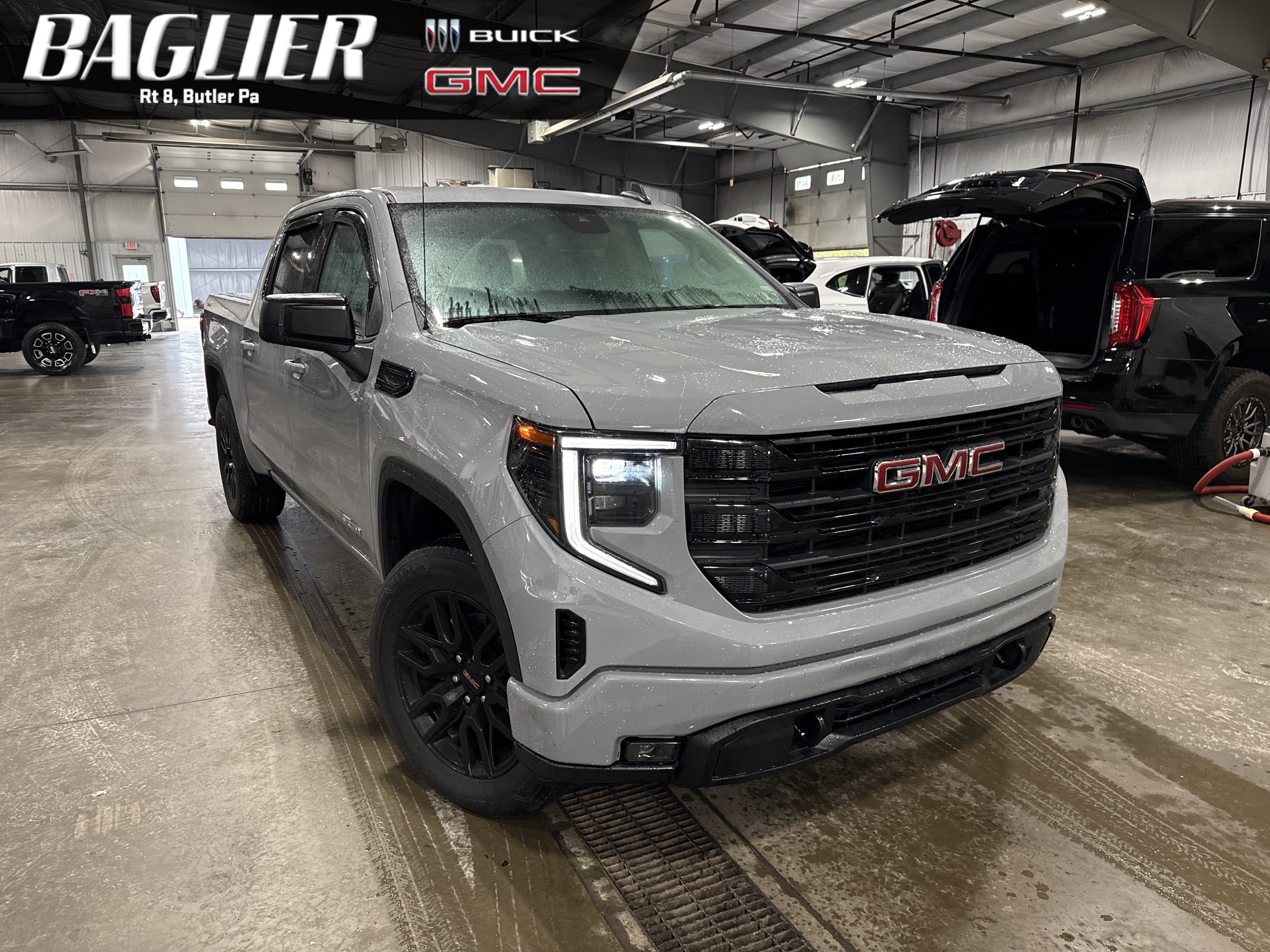 Used 2024 GMC Sierra 1500 Elevation AWD/4WD image 1