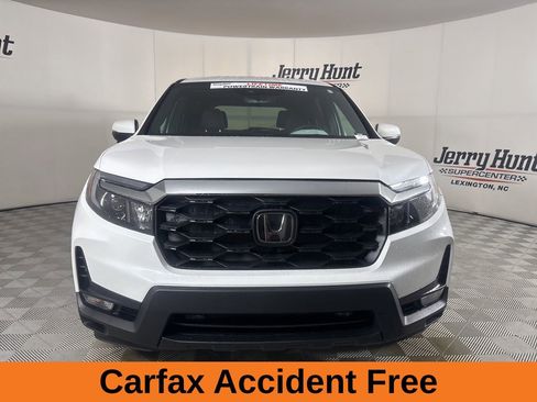 Used 2024 Honda Passport EX-L image 3