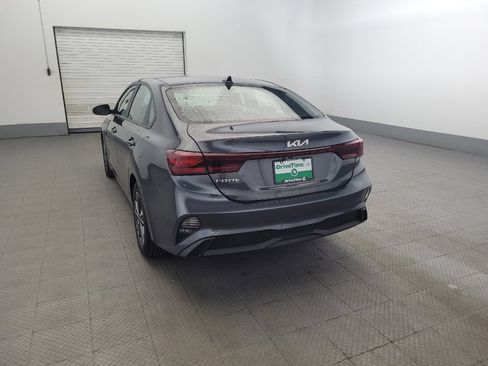 Used 2022 Kia Forte LXS w/ LXS Technology Package FWD image 6