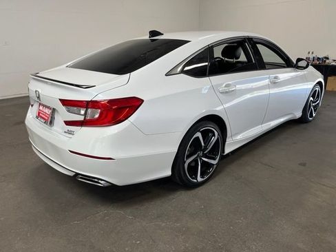 Used 2021 Honda Accord Sport image 3