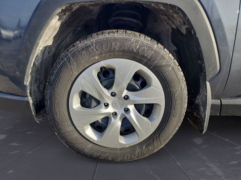 Used 2023 Toyota RAV4 LE image 14