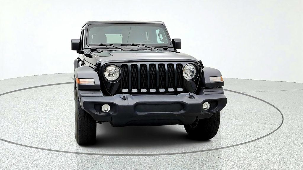 Used 2023 Jeep Wrangler Unlimited Sport AWD/4WD image 2
